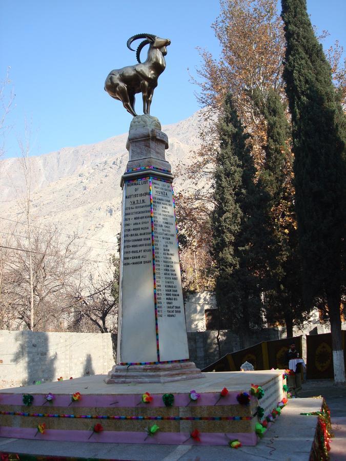 Gilgit Serena Hotel エクステリア 写真